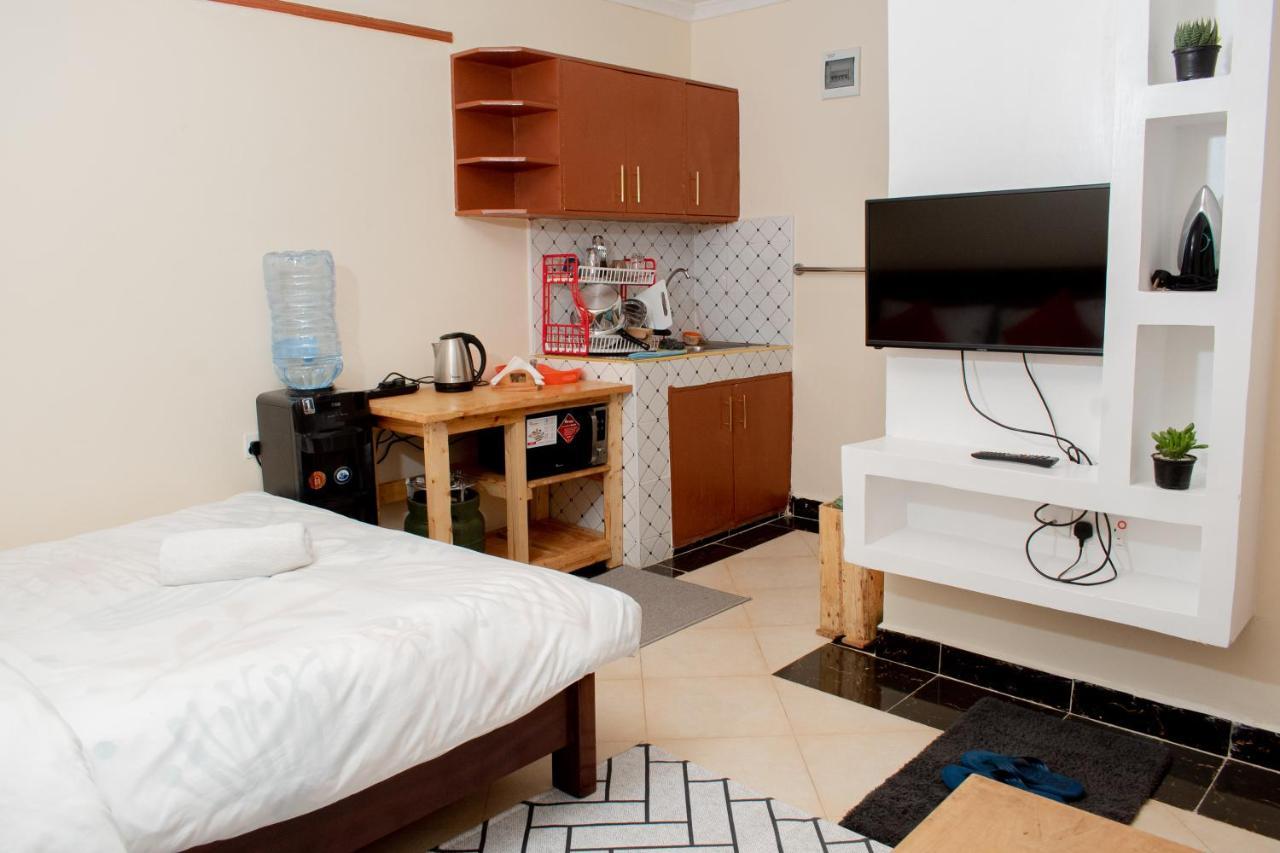 Shalom Apartments 나이바샤 외부 사진