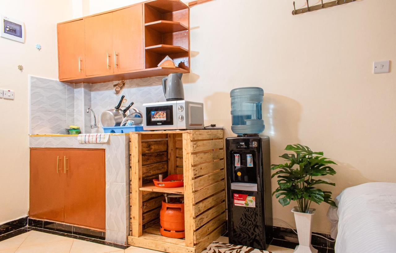 Shalom Apartments 나이바샤 외부 사진