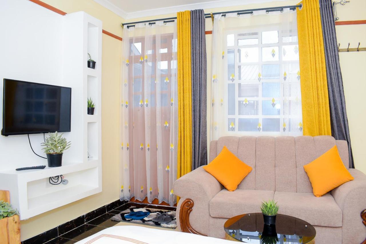Shalom Apartments 나이바샤 외부 사진