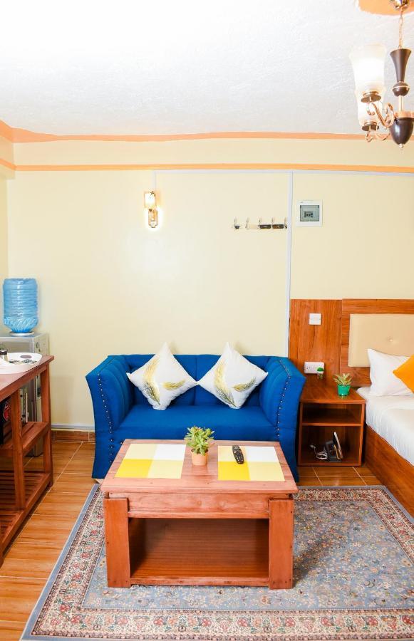 Shalom Apartments 나이바샤 외부 사진