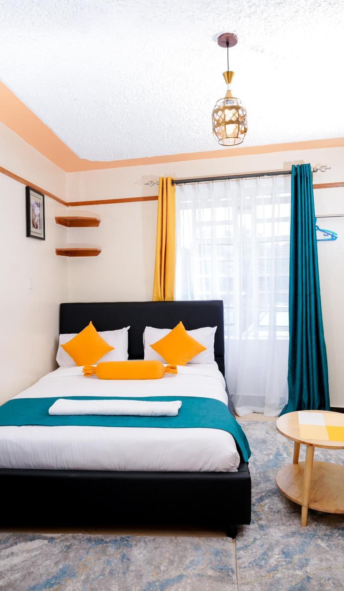 Shalom Apartments 나이바샤 외부 사진